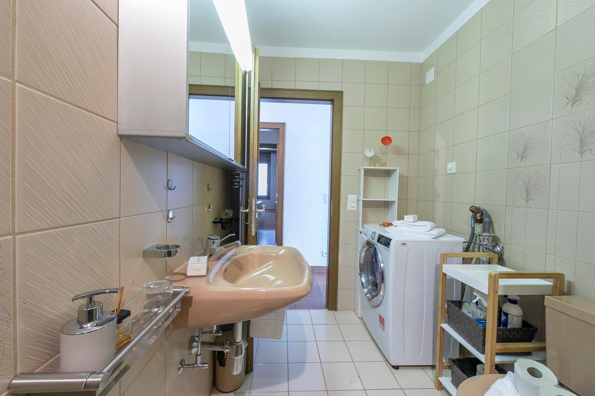 Deby - Happy Apartment *